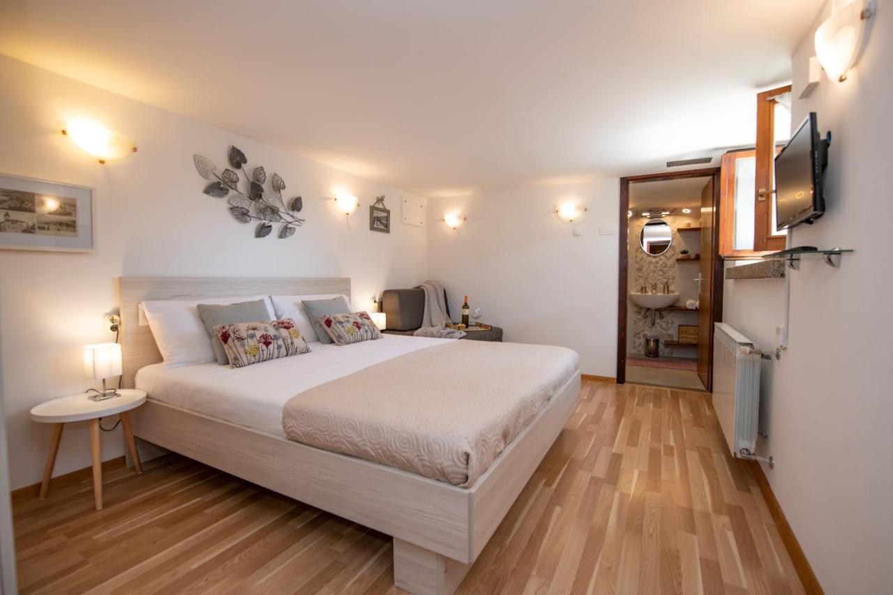 Apartment Amalia Volosko Opatija Eksteriør bilde