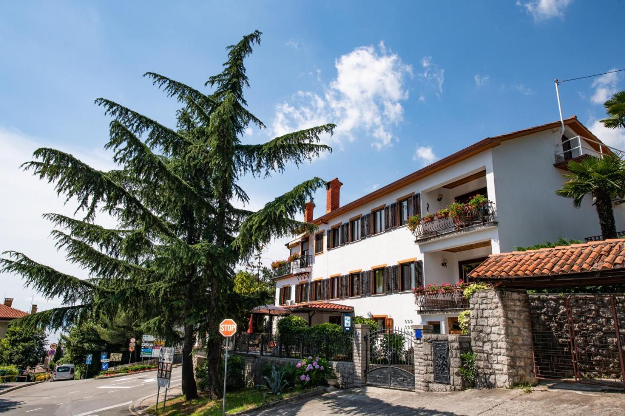 Apartment Amalia Volosko Opatija Eksteriør bilde