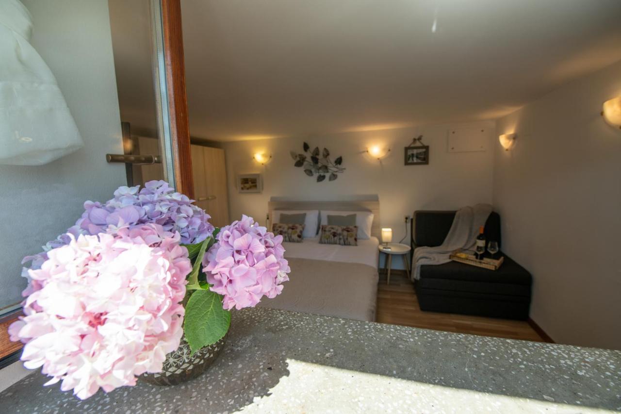 Apartment Amalia Volosko Opatija Eksteriør bilde
