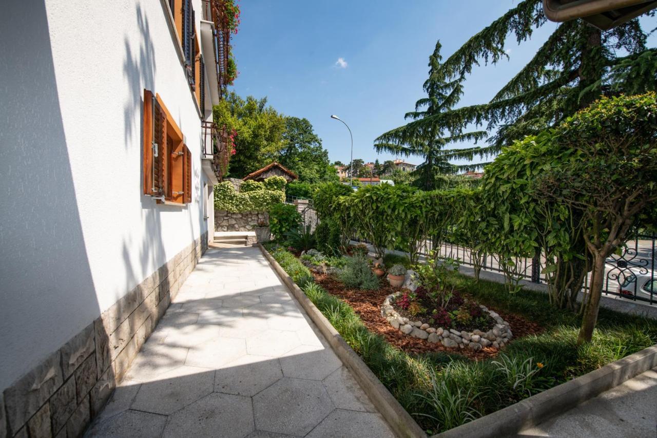 Apartment Amalia Volosko Opatija Eksteriør bilde